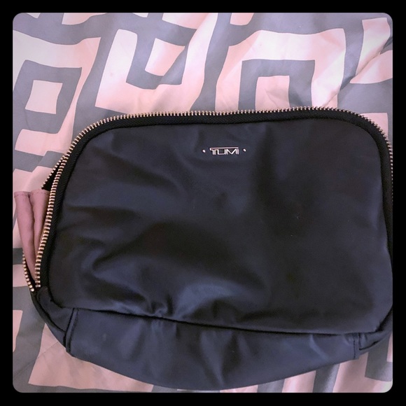 tumi toiletry bag sale